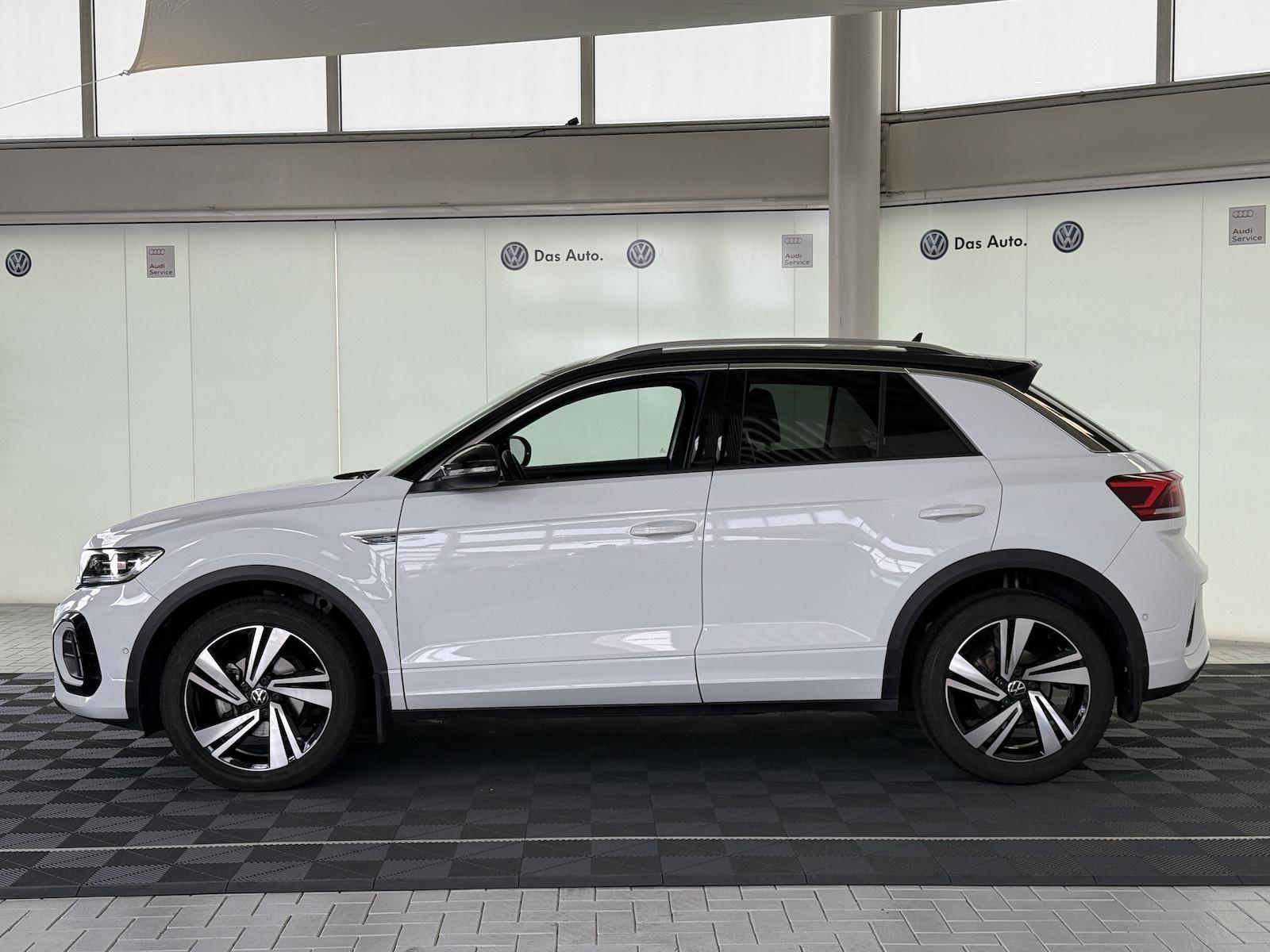 Volkswagen T-Roc R-LINE 1.5TSI DSG IQDRIVE ACC KAMERA AHK