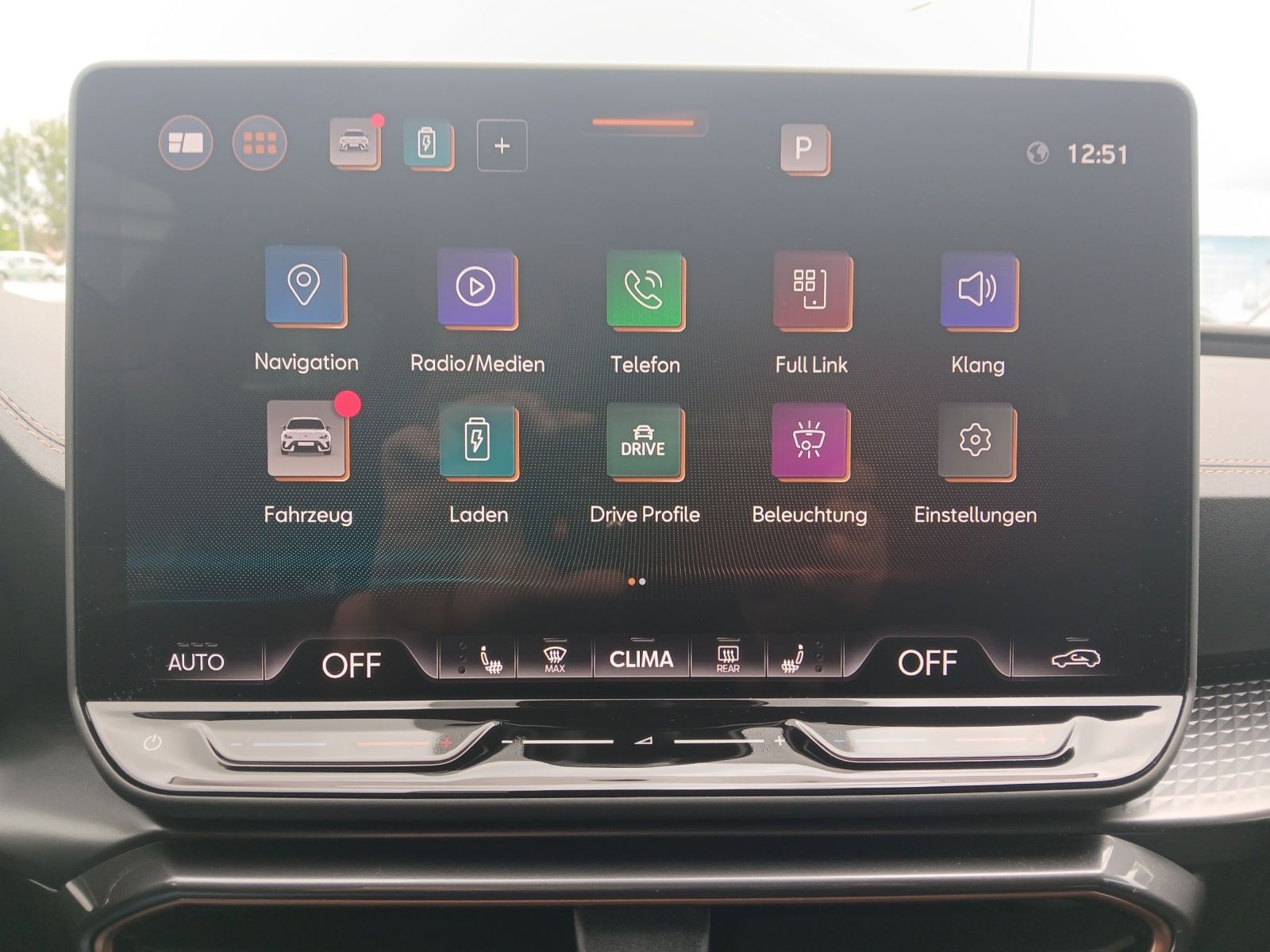Fahrzeugabbildung CUPRA Leon Sportstourer VZ 1.5 e-Hybrid MATRIX AHK