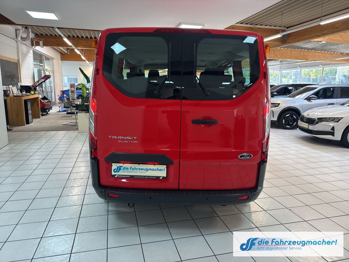 Fahrzeugabbildung Ford Transit Custom Tourneo 310 L1 Trend Temp *8472
