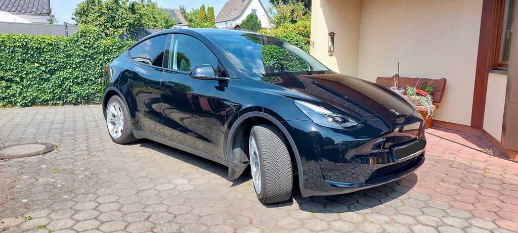 Image of Tesla Model Y