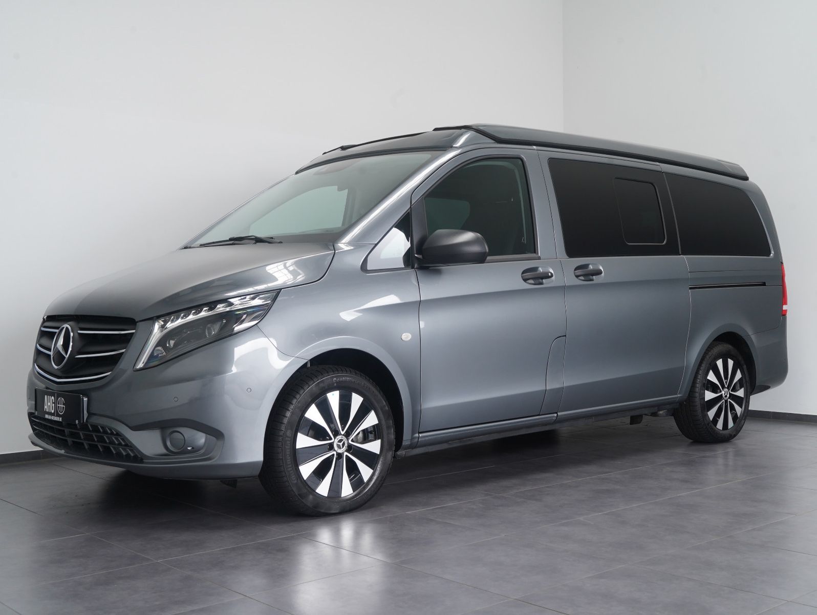 Fahrzeugabbildung Pössl VANSTAR Vito Tourer 119 CDI Pro 4x4 lang KÜCHE