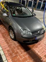 Volkswagen Golf 5 in Top Zustand - Volkswagen Golf aus 2004: Golf5