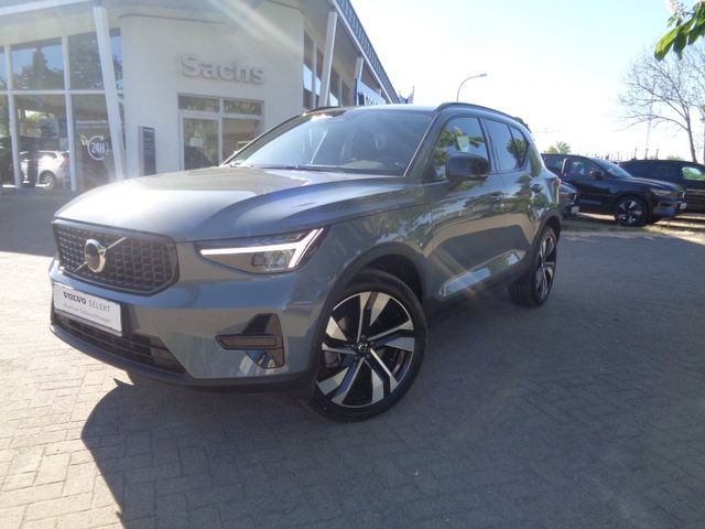 Volvo XC40 B4 Benzin Plus Dark Automatik