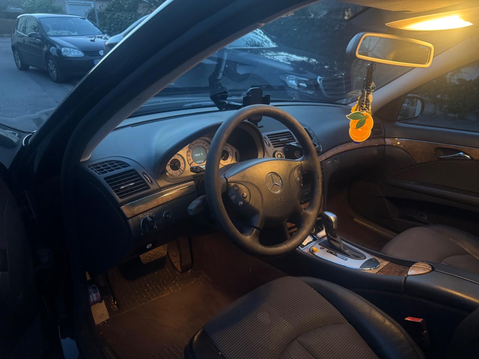 Mercedes-Benz E 220 CDI Classic