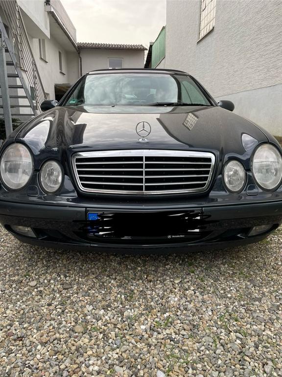 Mercedes-Benz CLK 320