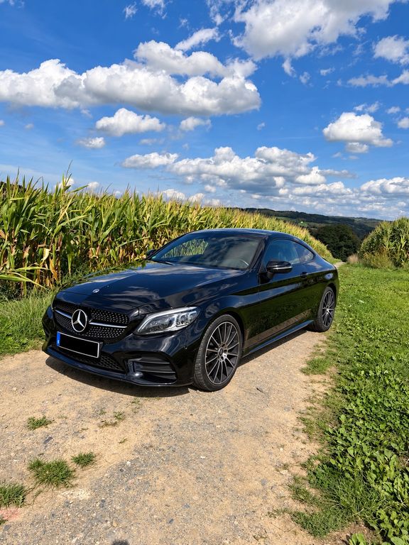 Image of Mercedes-Benz C 300