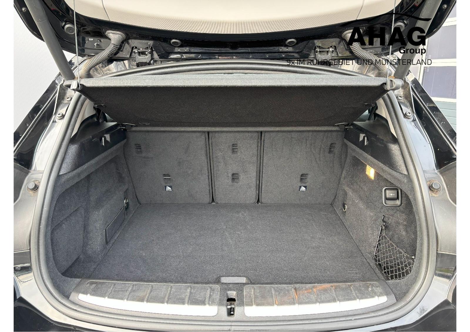 BMW X2 SUV-COUPE`, миниатюра 17