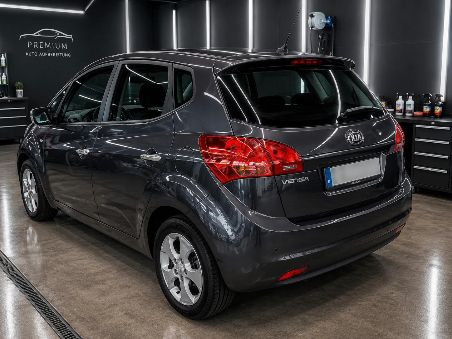 Kia Venga 2.HAND*VOLL SCHECKHEFT*SHZ*MFL*PDC HINTEN
