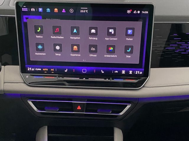 Tiguan Elegance 2.0 TSI DSG 4motion AHK+NAVI