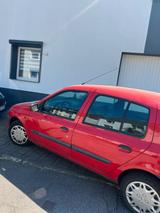 Renault Clio aus dem Baujahr 09.2000. 2.Ha... - gebrauchte Renault Clio aus dem Jahr 2000