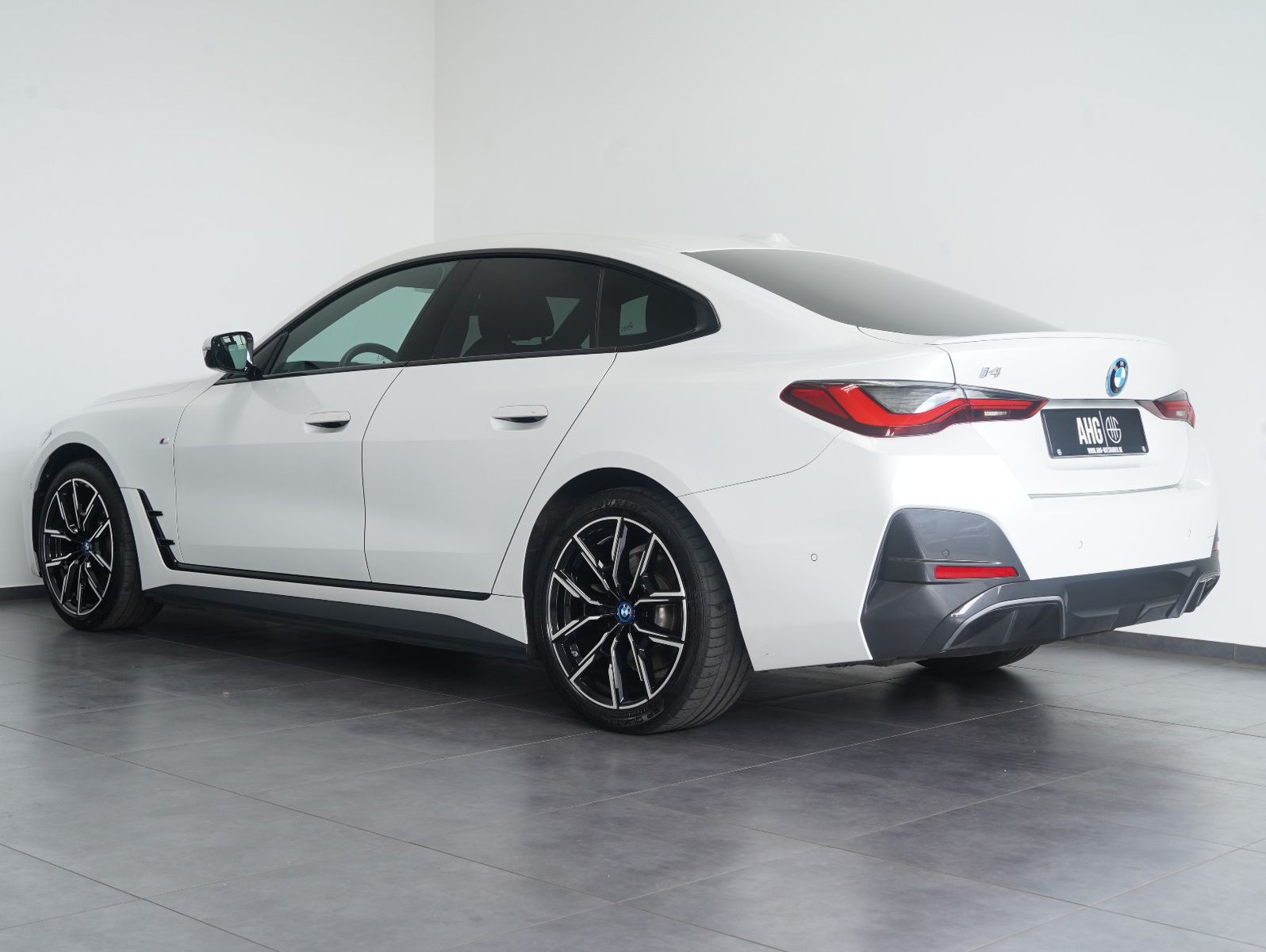 Fahrzeugabbildung BMW i4 Gran Coupe eDrive 40 M Sport SHADOW