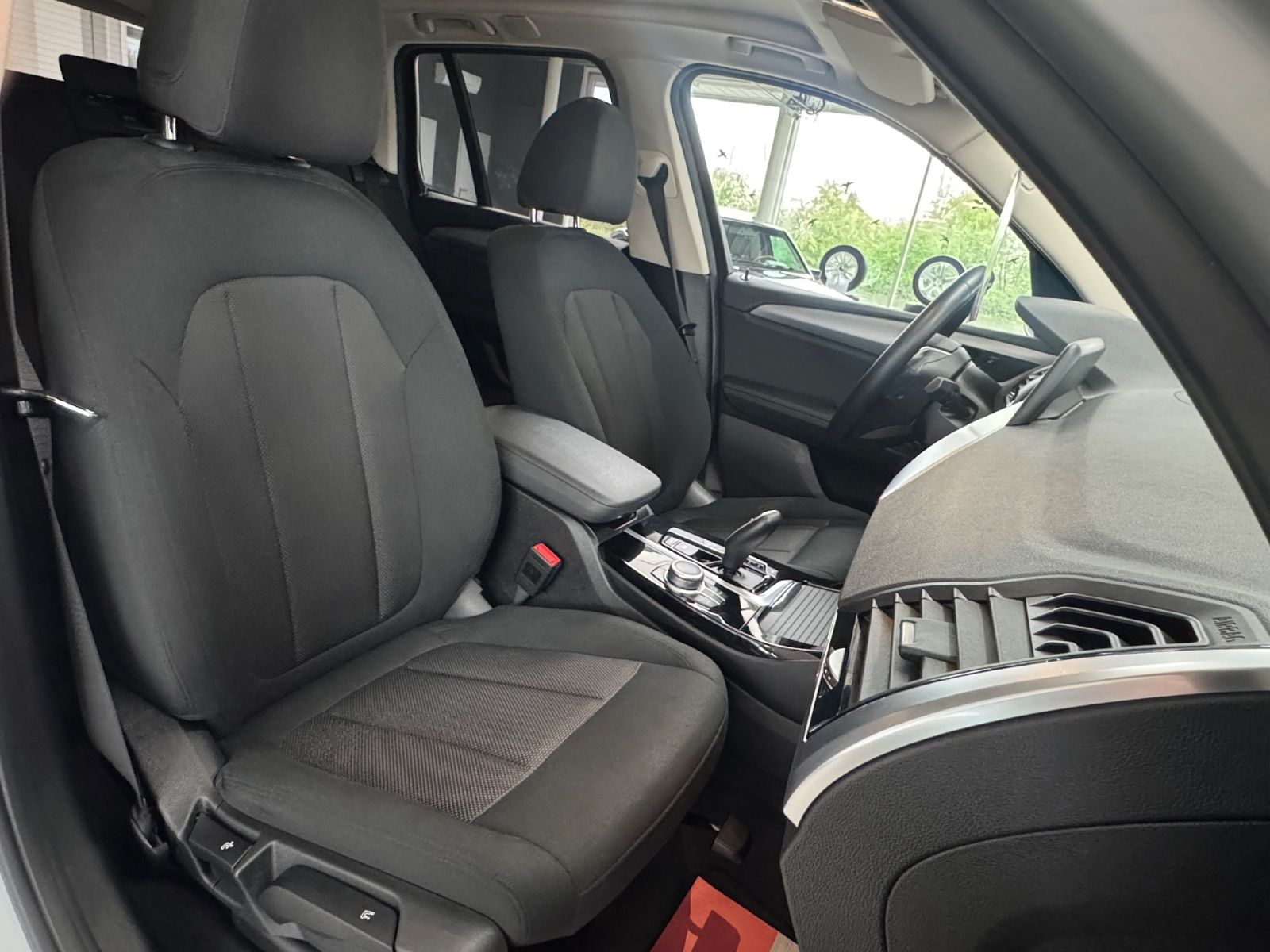 BMW X3 xDrive 20 i Advantage Parkassistent LED foto 18