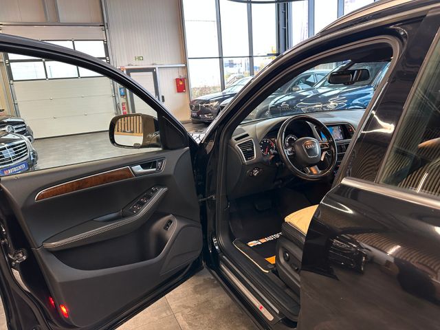 Audi Q5 3.2 FSI quattro *Kamera*Klima*Xenon*Panorama*