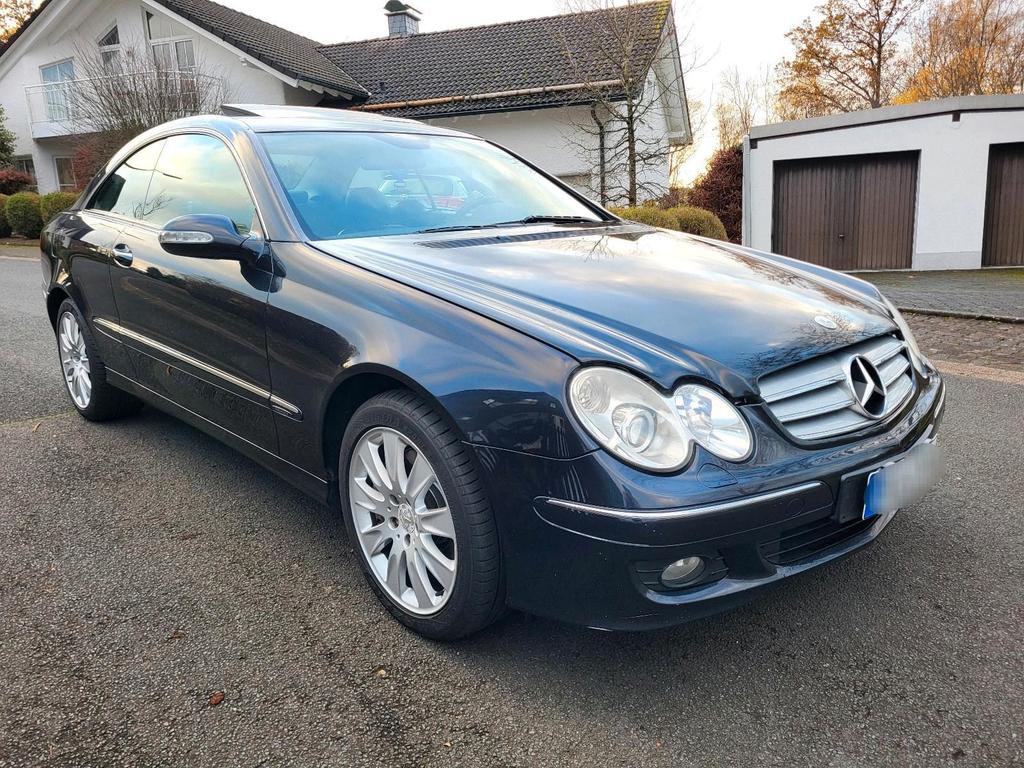 Mercedes-Benz CLK 320