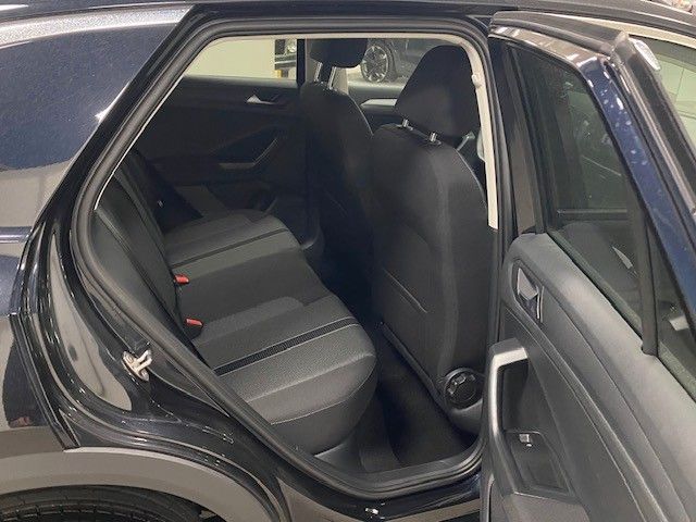 Fahrzeugabbildung Volkswagen T-Roc 1.5 TSI OPF DSG Life + ACC+AHK+BHZ LENKRAD