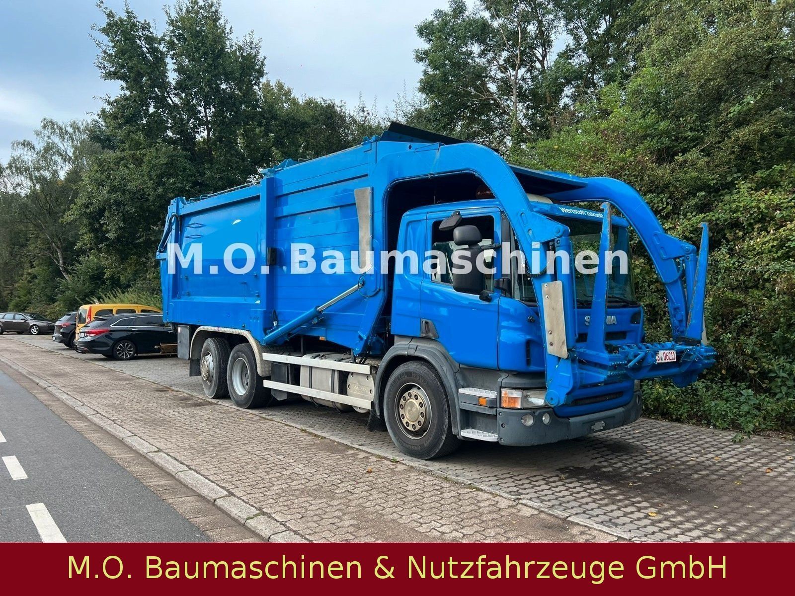 Fahrzeugabbildung Scania P 320 LB / Kehrichtabfuhrwagen / Frontlader