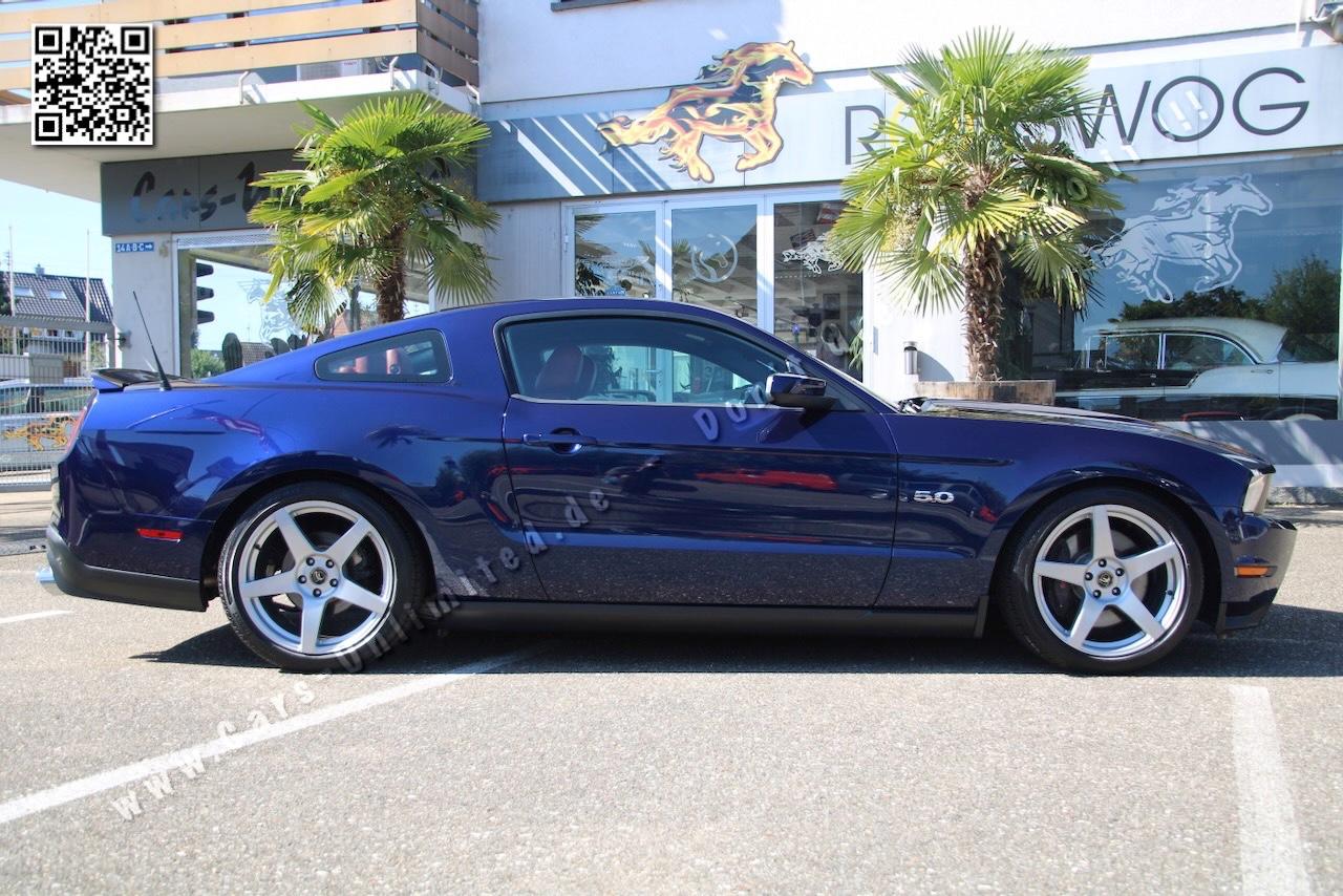 Ford Mustang GT Coupe 5.0 - wenig Laufleistung - TOP