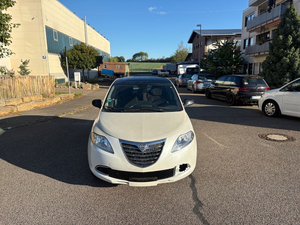 Angebot ansehen Lancia Ypsilon