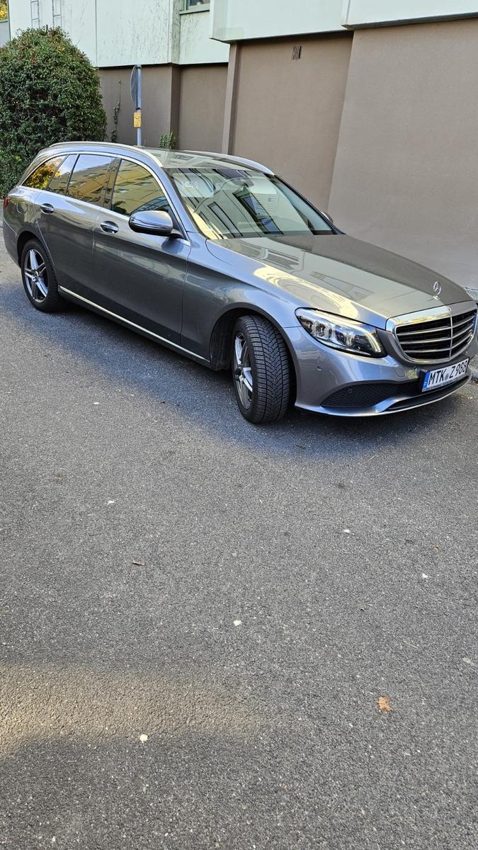 Mercedes-Benz CE 220