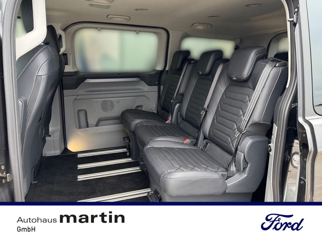 Fahrzeugabbildung Ford Tourneo Custom 2.0 Eco Blue 320 L1 Aut Titanium