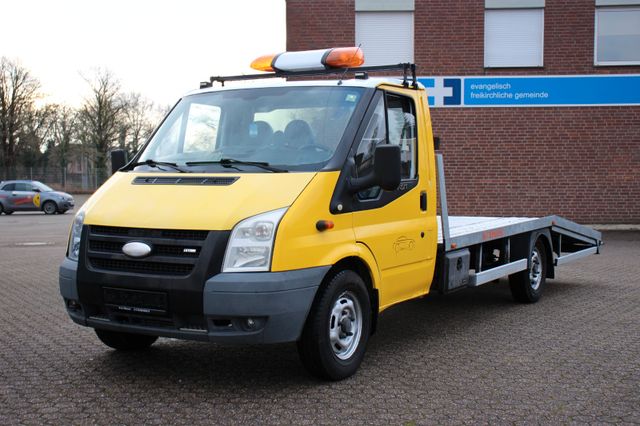 Ford Transit Abschleppwagen 3.5T