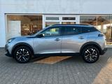 Peugeot 2008 ROAD TRIP (AUTOMATIK, LED-SCHEINWERFER) - Peugeot mit Benzin-Antrieb: Tr