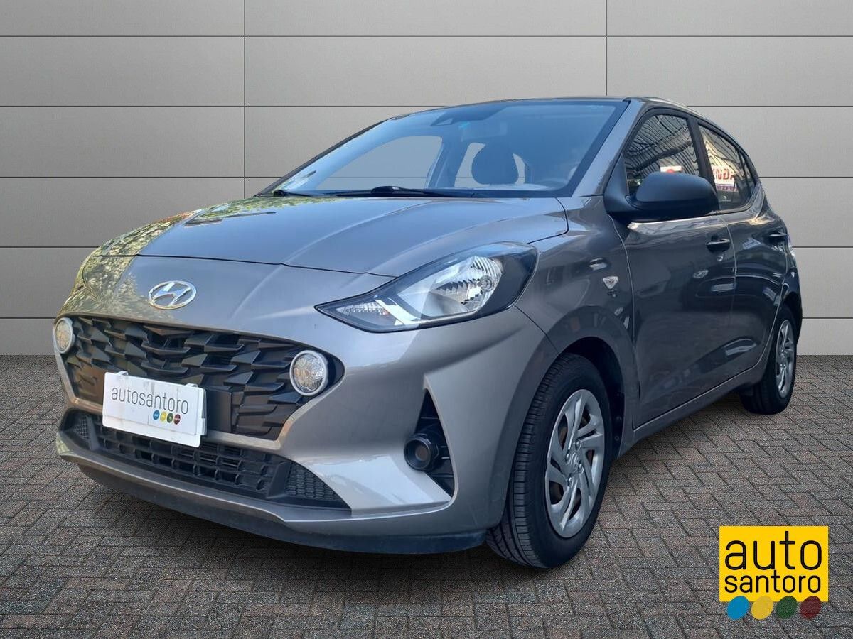 HYUNDAI i10