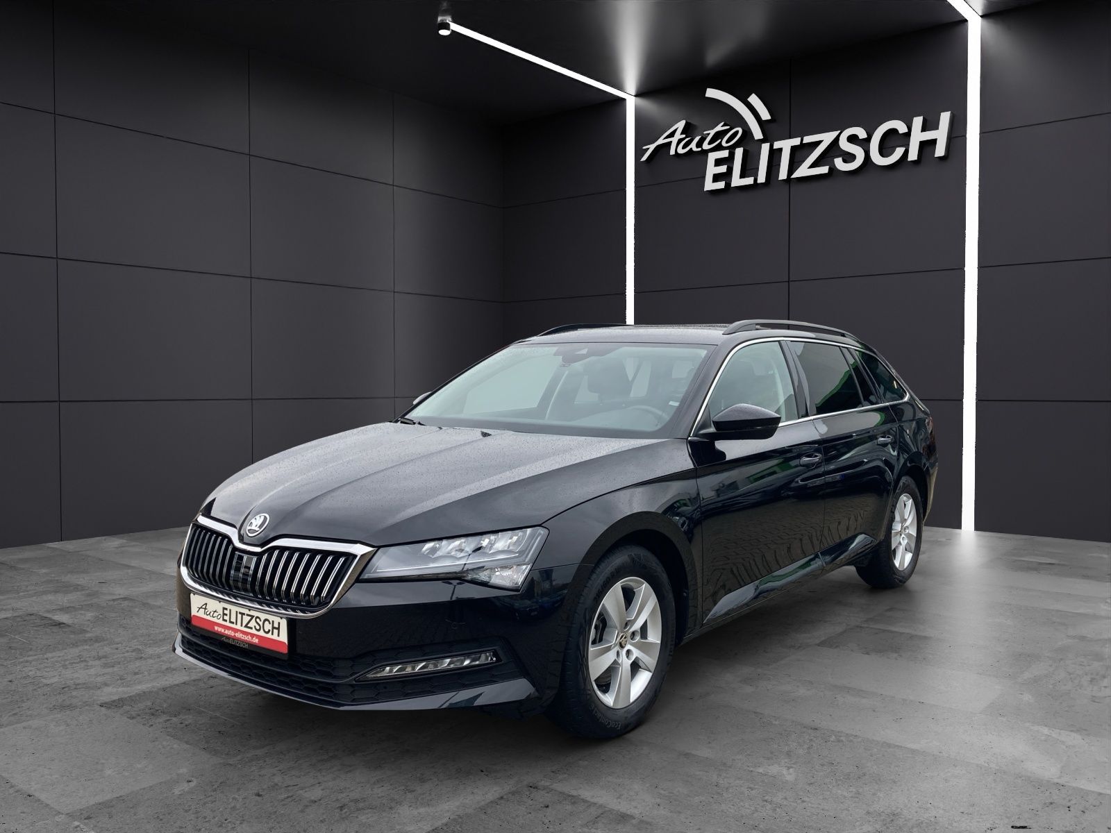 Fahrzeugabbildung SKODA Superb Combi TDI Ambition DSG LED Navi AID ACC R