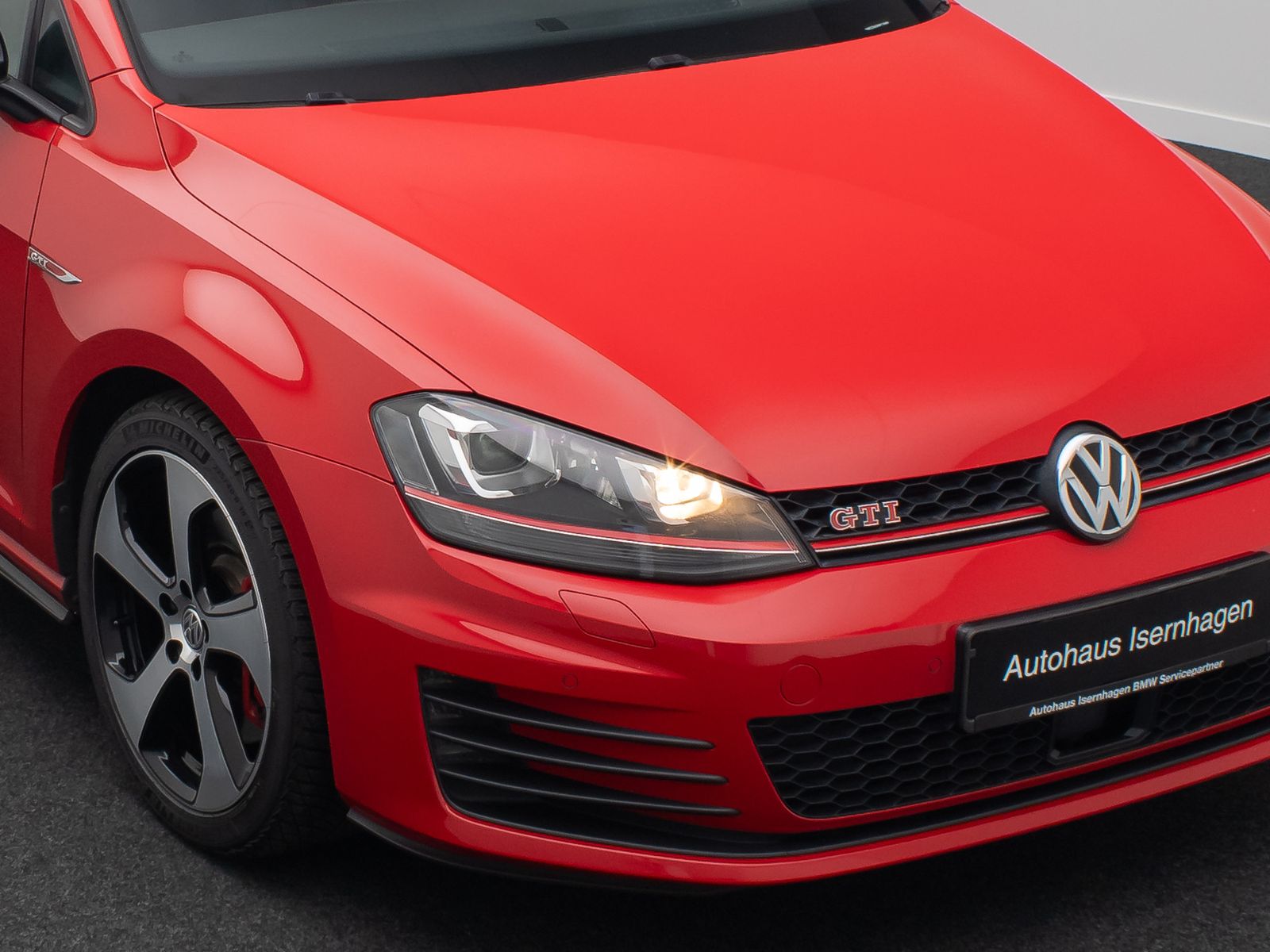 Fahrzeugabbildung Volkswagen Golf GTI Perform Sound PDC Navi Notbrems BiXenon