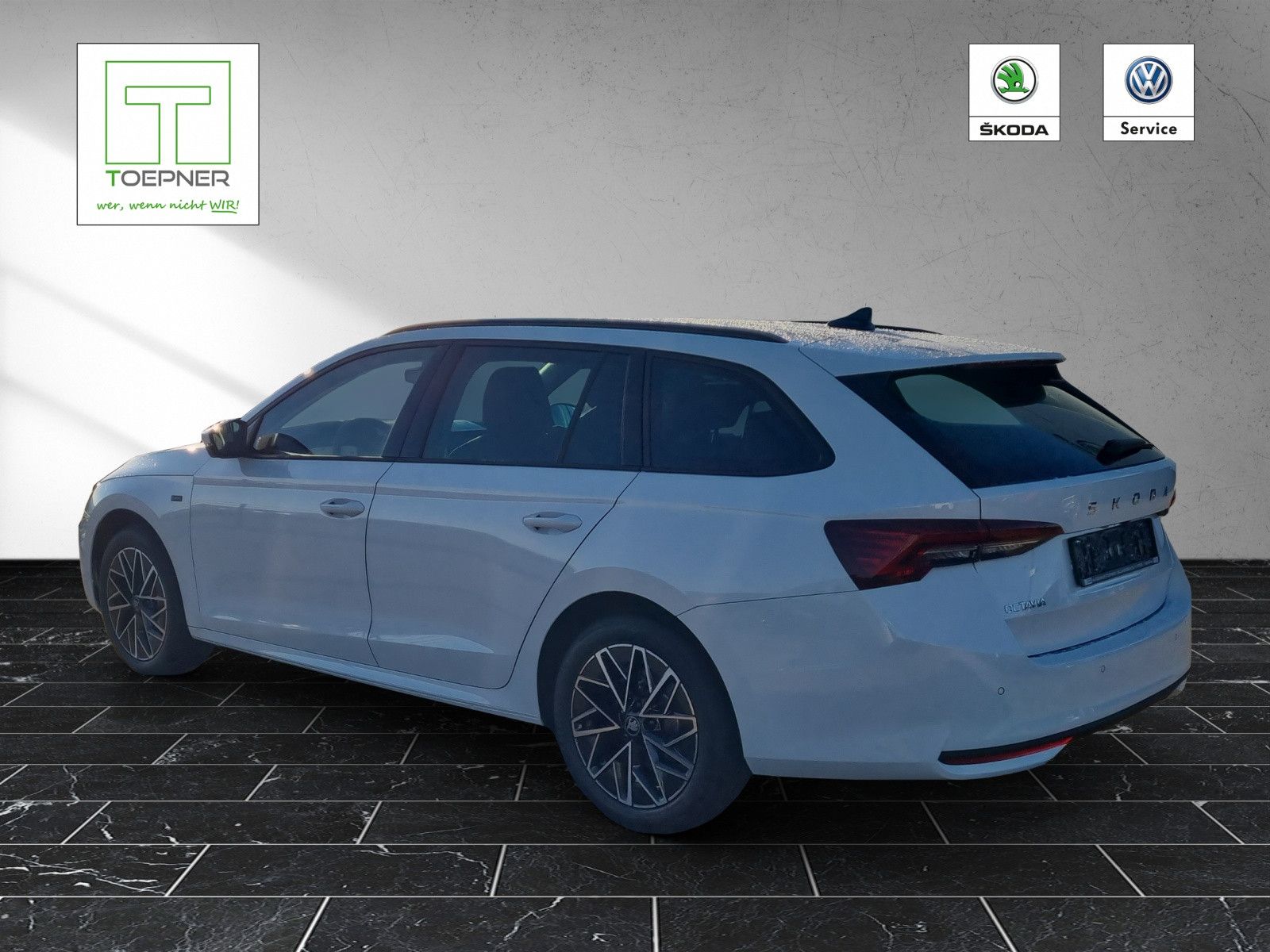 Fahrzeugabbildung SKODA Octavia Combi Tour 2,0 TDI 110KW/150PS AHK