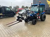 New Holland TC 27 D,Frontlader,Schneeschild,4x4,Gabel,Schauf - Angebote entsprechen deinen Suchkriterien