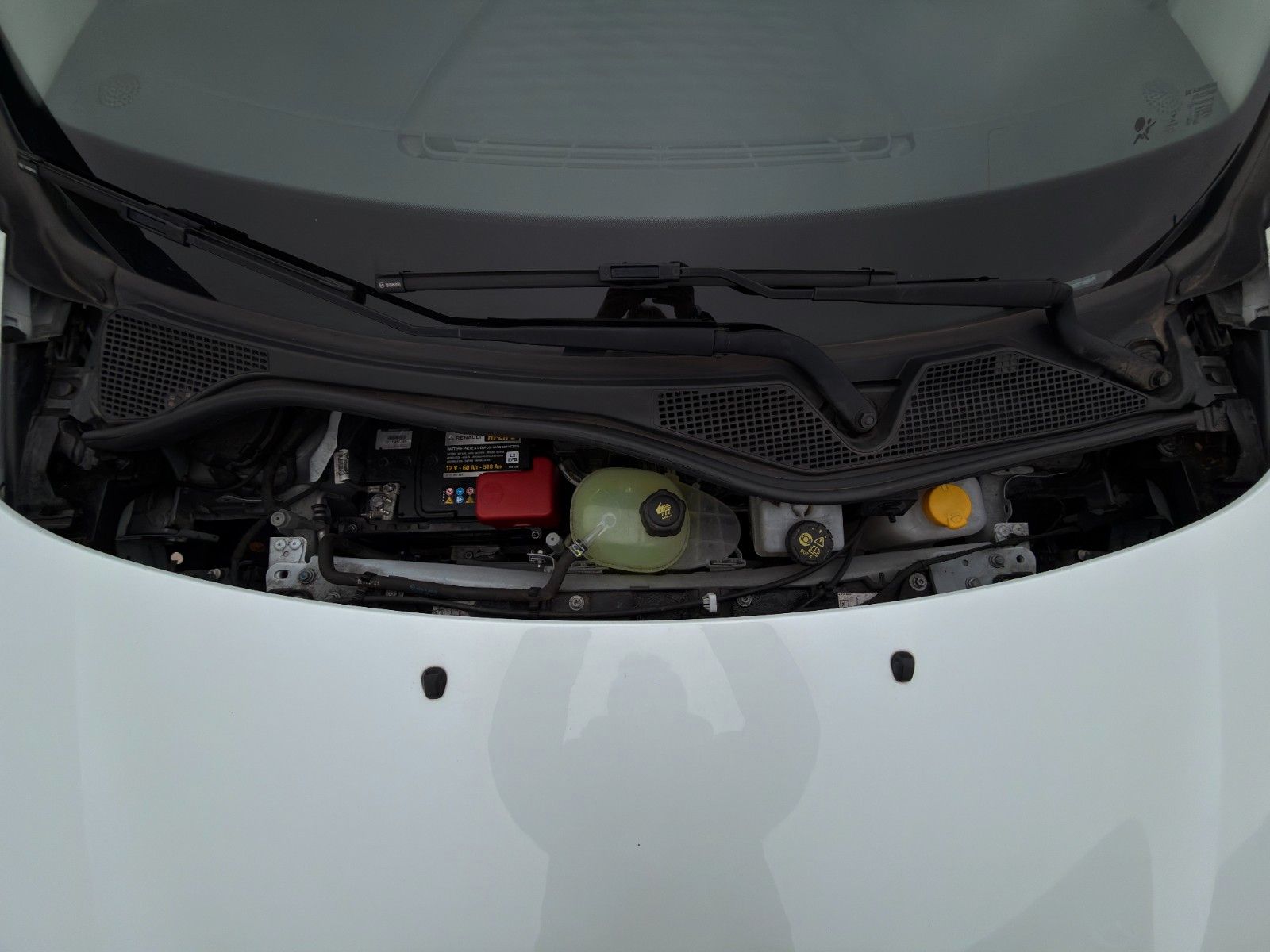 Fahrzeugabbildung Renault Twingo Vibes E Temp SHZ PDC R-Kam CarPlay Quarz