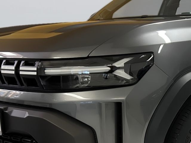 Fahrzeugabbildung Dacia Duster Expression HYBRID 140 Vordersitze beheizb