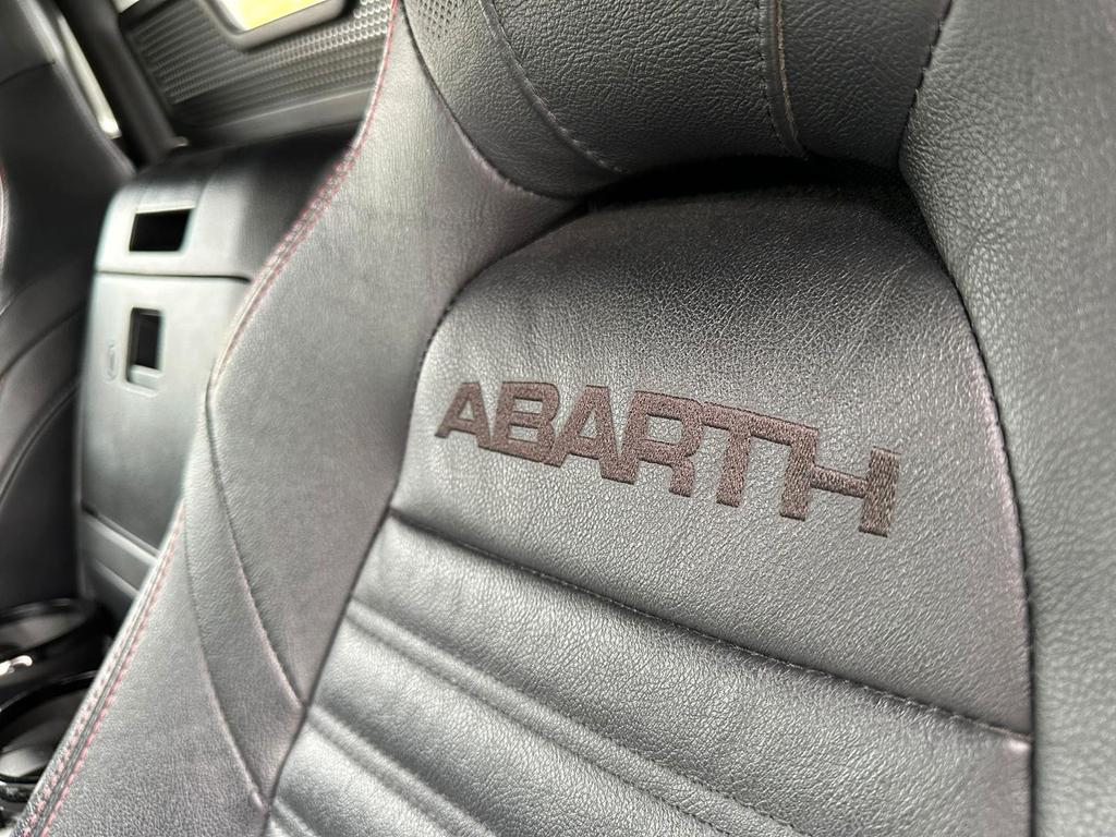 Abarth 124 Spider