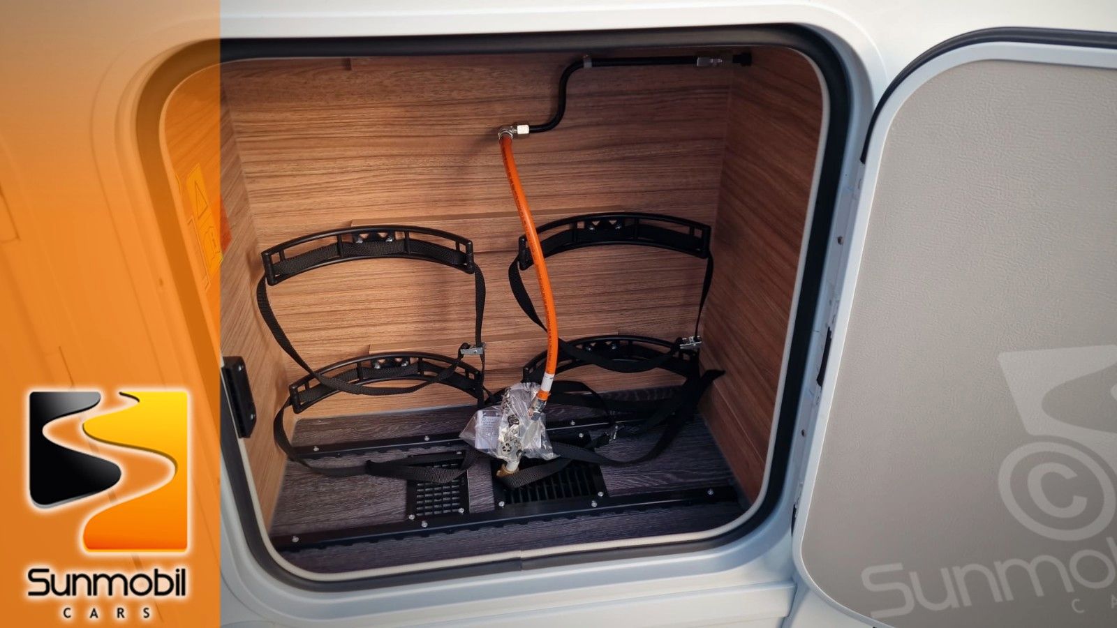 Fahrzeugabbildung Weinsberg CaraLoft 650 MF Ford 165 PS Automat Lithium Akku