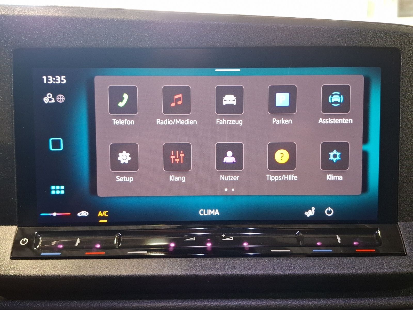 Fahrzeugabbildung Volkswagen Caddy TDI Kasten KLIMA PDC GRA VORB. AHK