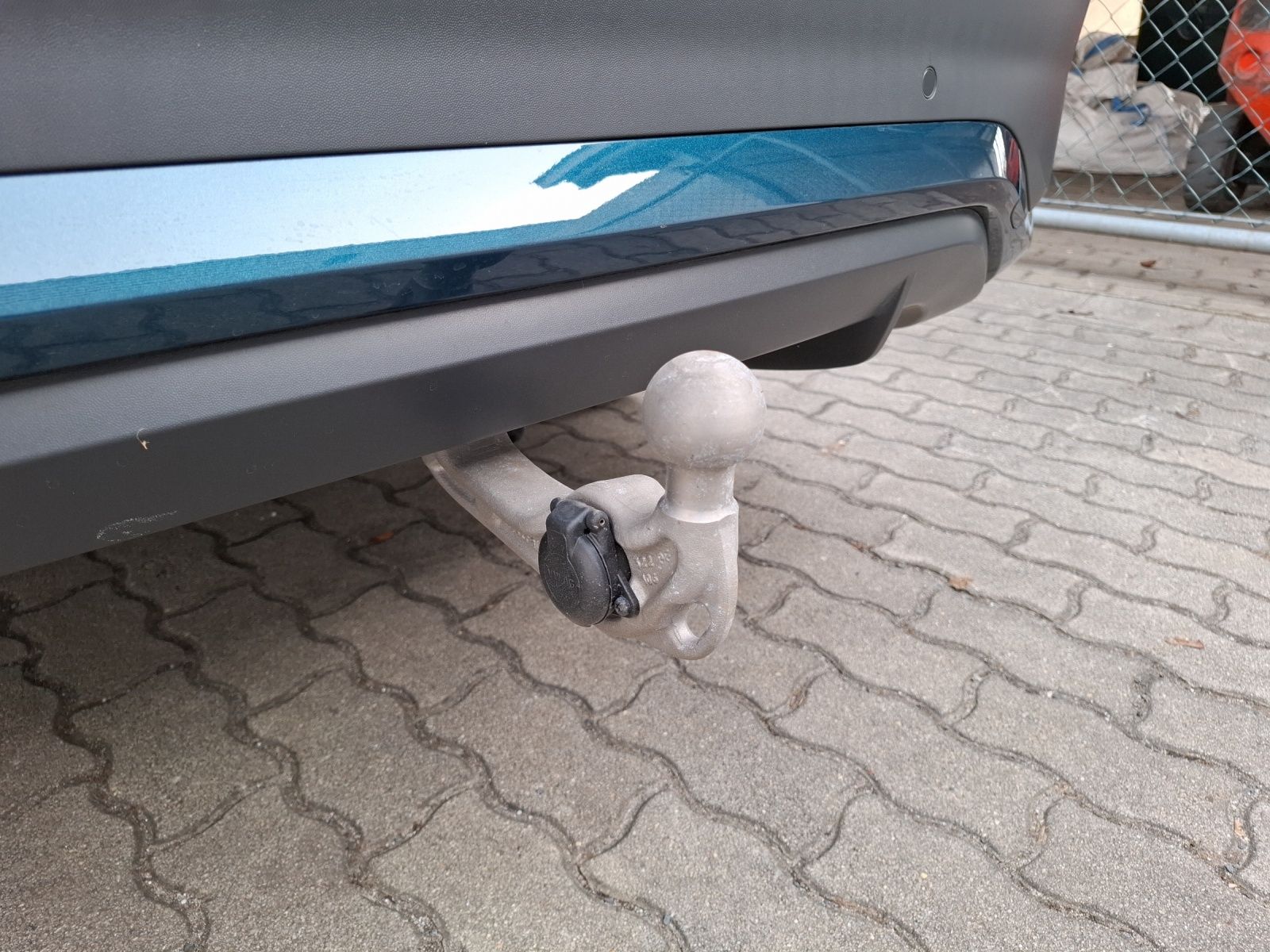 Fahrzeugabbildung Volkswagen Tayron eTSI Life DSG 7-Si Matrix AHK Navi AID AC