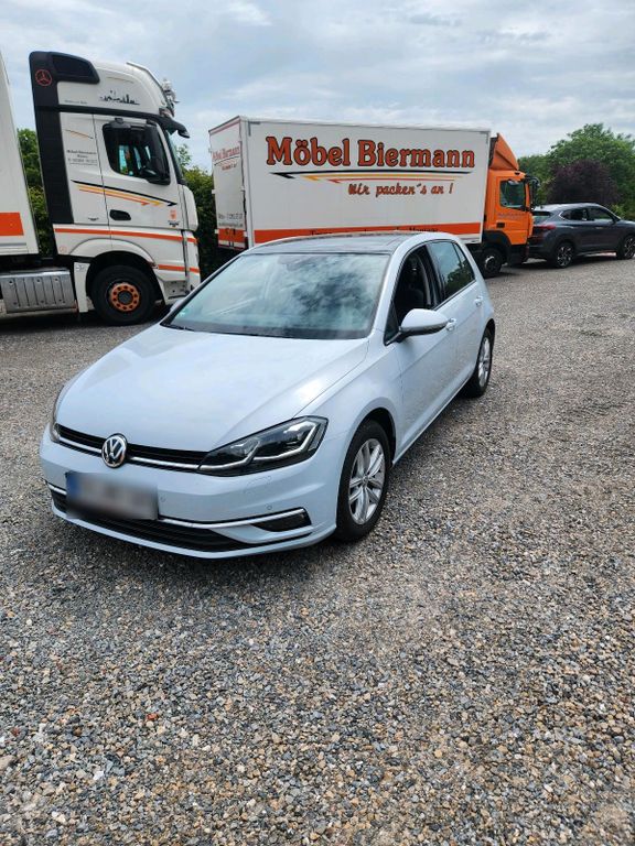 Image of Volkswagen Golf