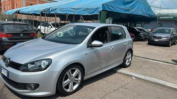 Volkswagen Golf - 2