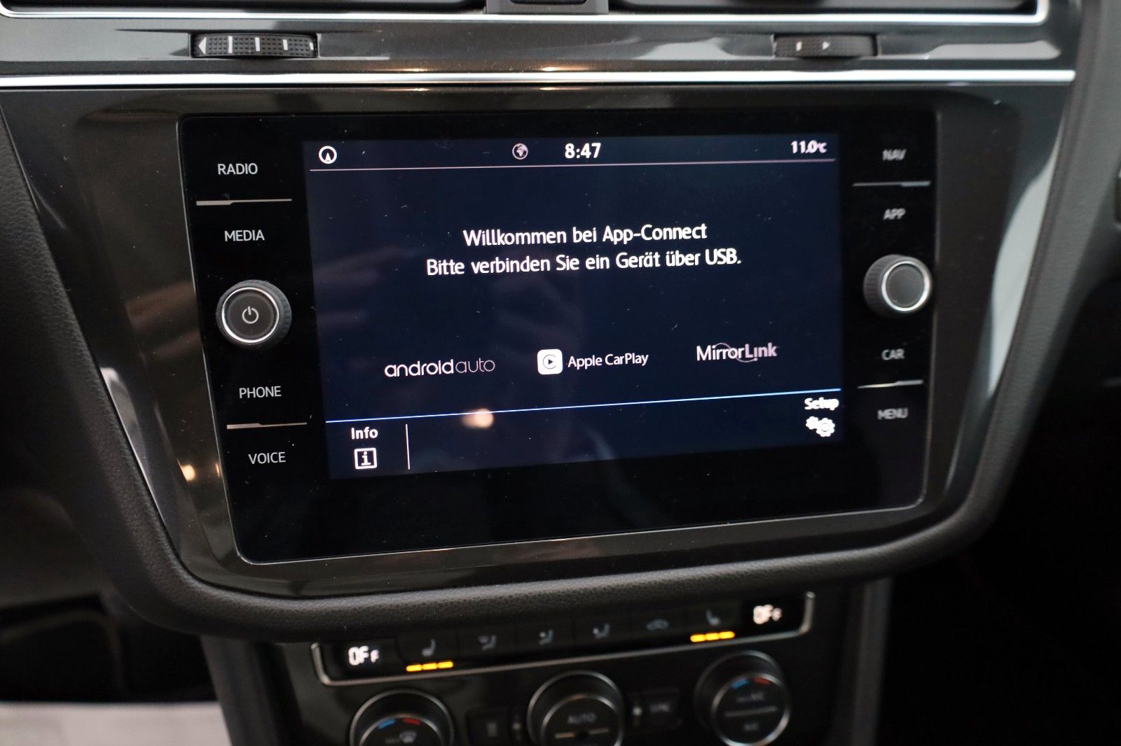 Fahrzeugabbildung Volkswagen Tiguan Allspace Comfortline,Navi,SH,ACC,AHK,+WR