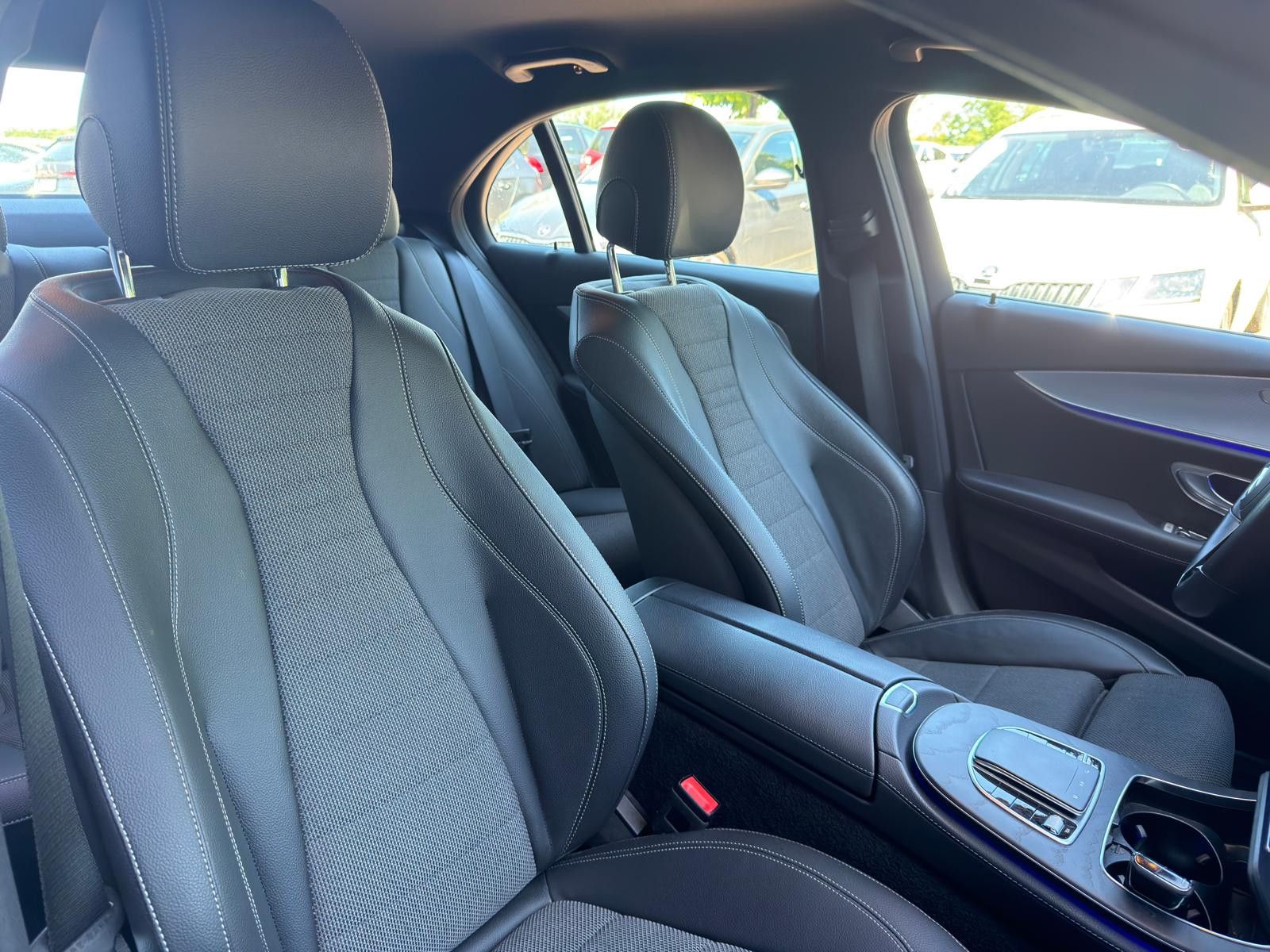 Fahrzeugabbildung Mercedes-Benz E 300 E Lim*Avantgarde*E 300 de 4Matic*360*Burm.