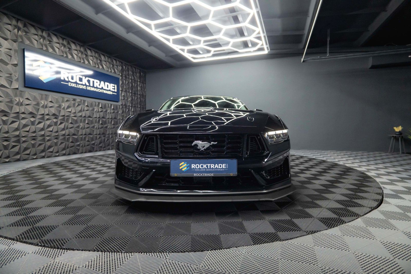 Fahrzeugabbildung Ford Mustang GT Coupe DARK HORSE MY2024 LED 19%