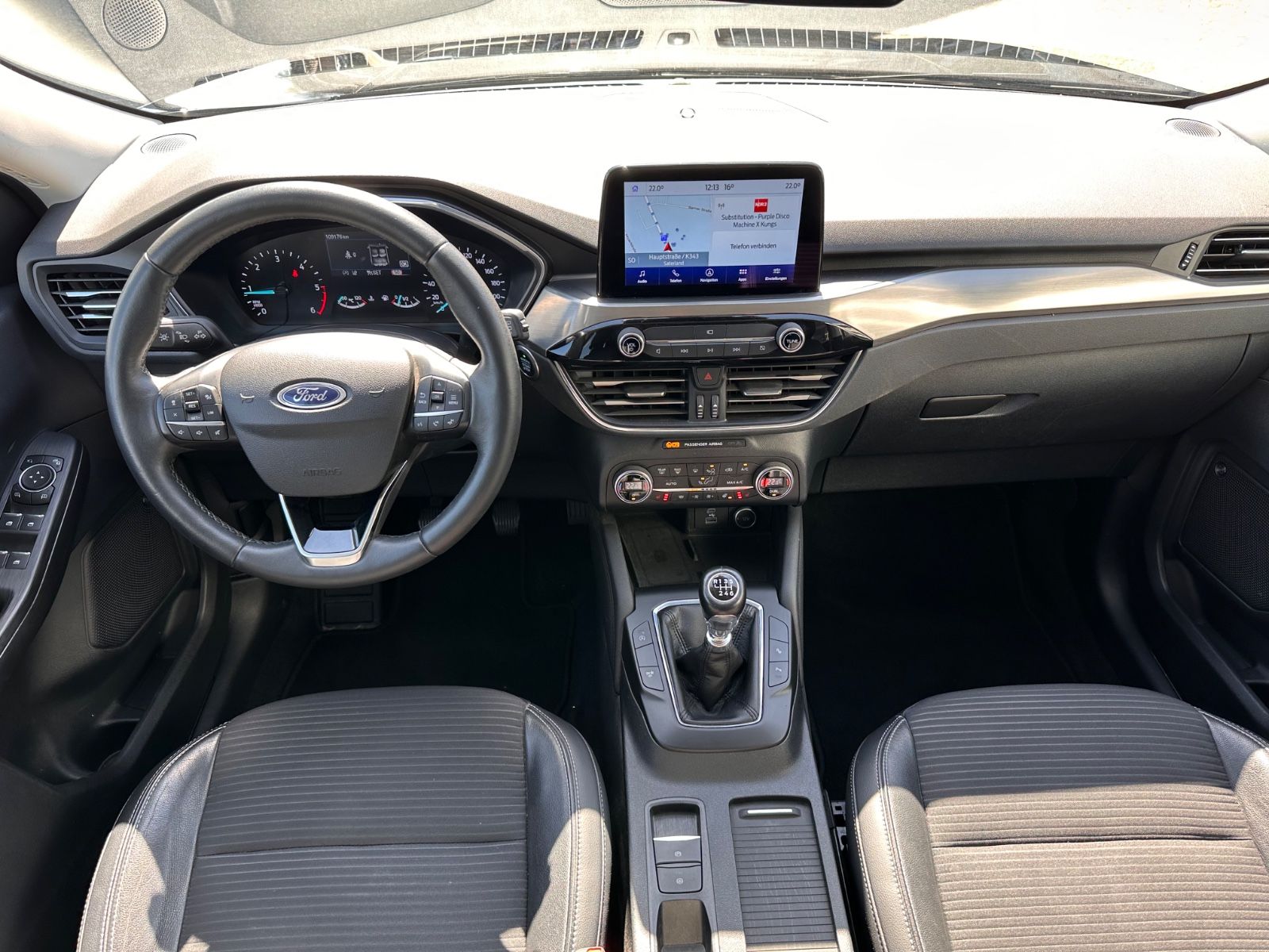 Fahrzeugabbildung Ford Kuga 2.0 EcoBlue Titanium X AHK/Navi/ACC/eHeck