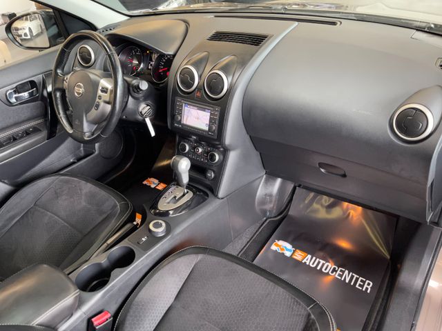 Nissan Qashqai+2 2.0 dCi 3604x4 Aut.*NAVI*AHK*PANO*