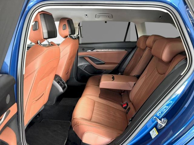 Skoda Superb Combi L&K Leder AHK Standh. Rollo 360Cam