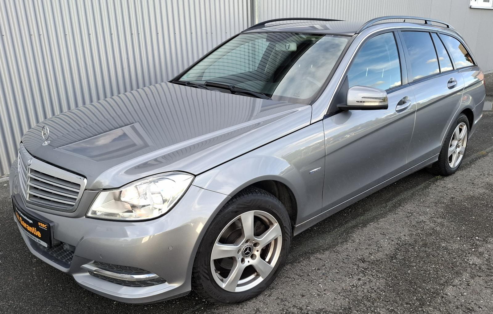 Mercedes-Benz C 180 T  CGI BlueEfficiency  *AHK