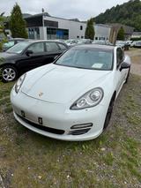 Porsche Panamera 4S S - Porsche Panamera aus 2011: 4s