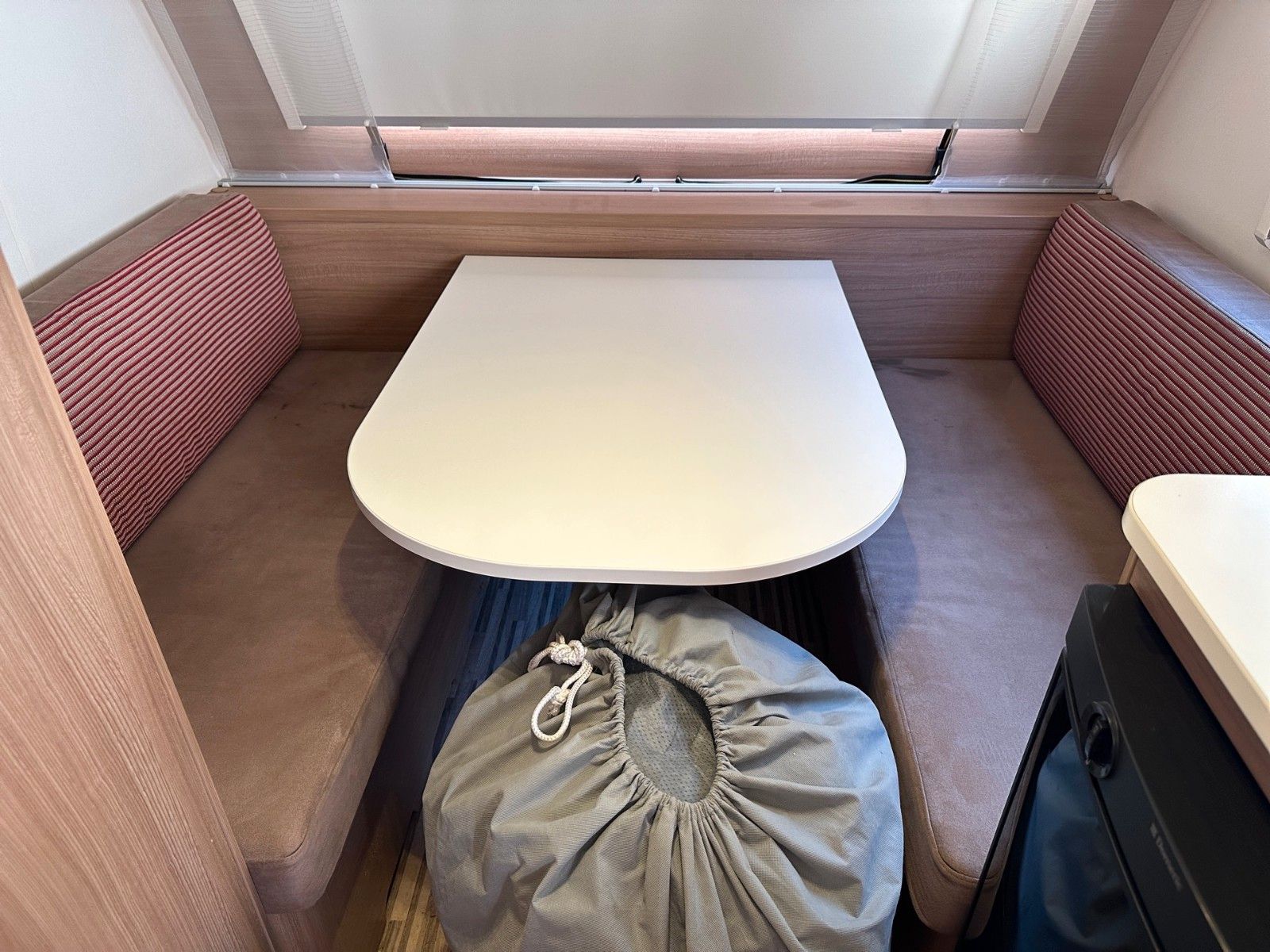 Adria Aviva Light 350L – Bild 11