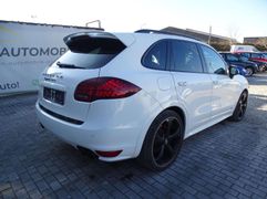 Fahrzeugabbildung Porsche Cayenne GTS BOSE ALCANTARA 21 ALUFELGEN