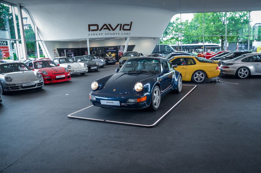 Porsche 964